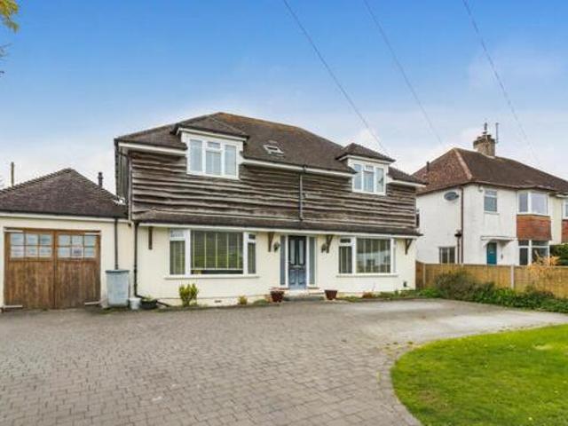 House for sale in Findon Valley, Worthing