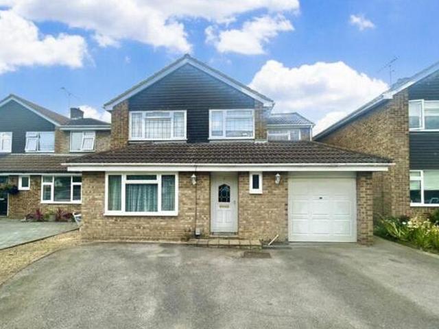 House for sale in Moulsham Green, Hart