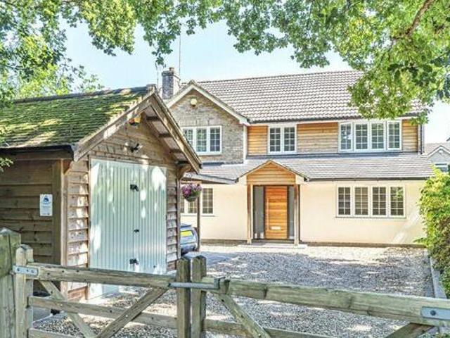 House for sale in Moulsham Green, Hart