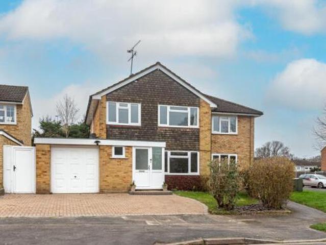 House for sale in Moulsham Green, Hart
