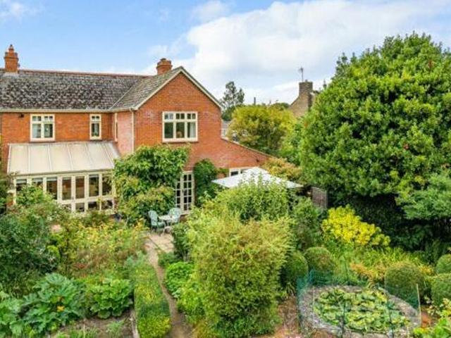 House for sale in Yeovil, Somerset