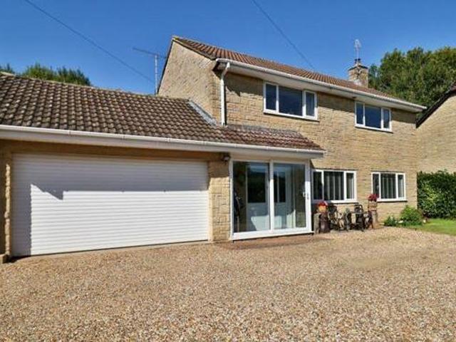 House for sale in Preston Plucknett, Yeovil