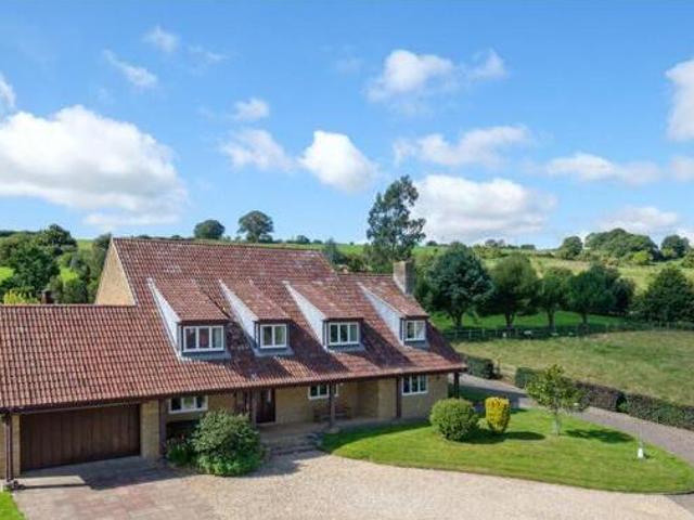 House for sale in Yeovil, Somerset
