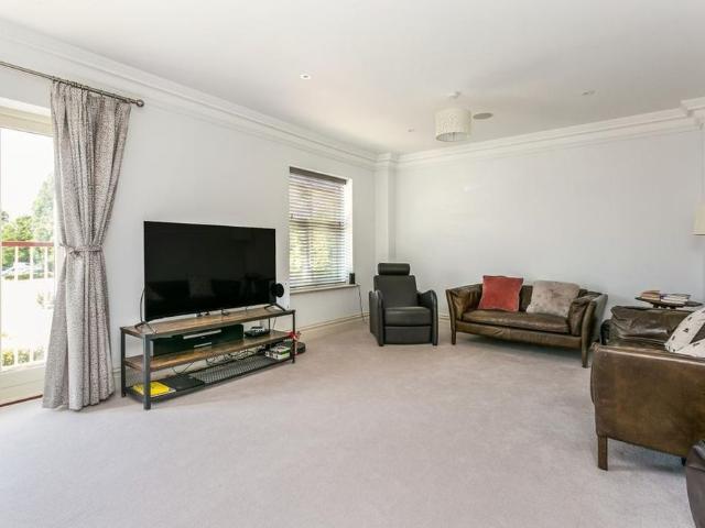 House for rent in Swallow, Buckinghamshire
