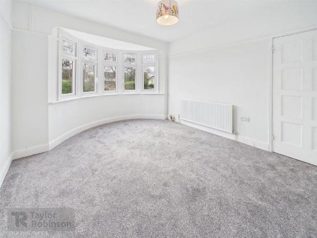 House for rent in Three Bridges, Glynde