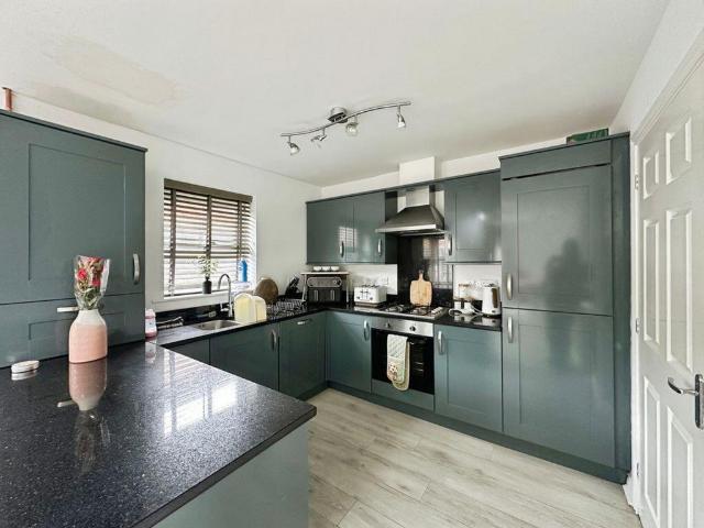 House for rent in Hadley Wood, Greater London