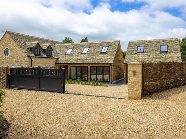 House for rent in Black Bourton, Oxfordshire