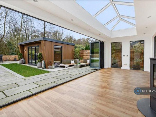 House for rent in Bradshaw, Lee Bank