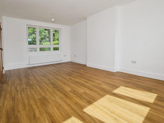 House for rent in Burnshot, Scotland