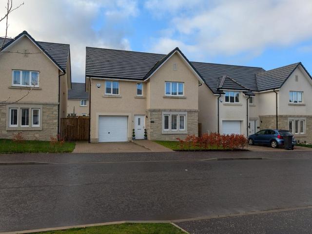 House for rent in Calderwood, East Calder