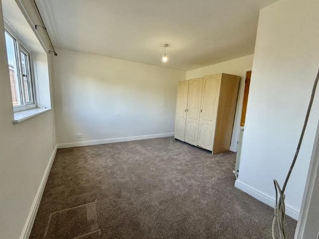 House for rent in Oldfield Brow, Trafford Park