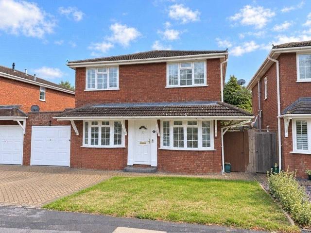 House for rent in Windlesham, Surrey Heath