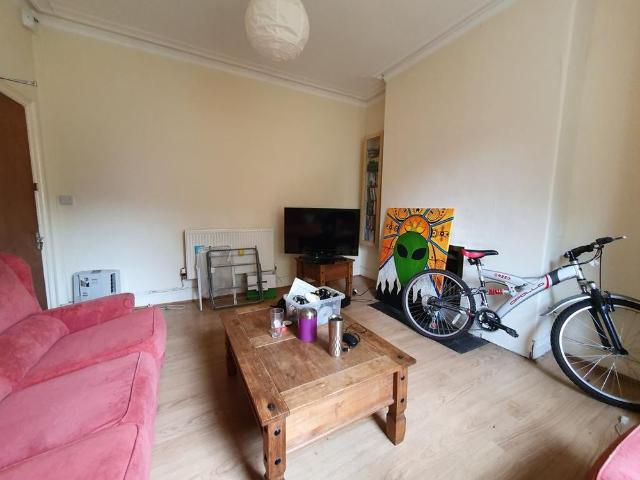 House for rent in Civic Centre, Falcon Lodge