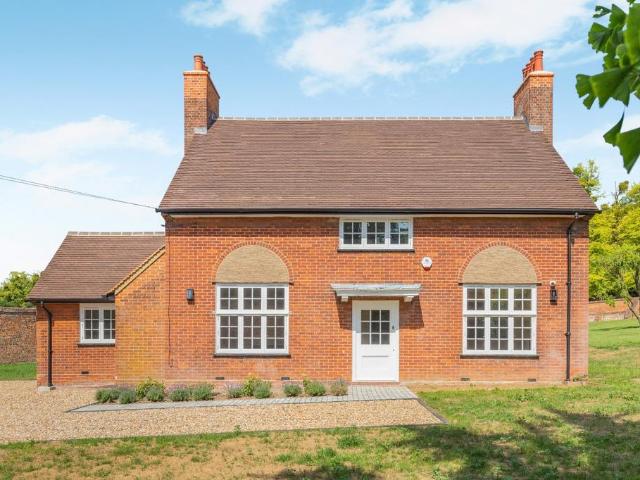 House for rent in King's Walden, Hertfordshire