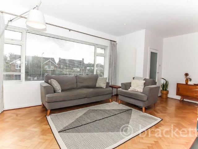 House for rent in Hawkenbury, Sandown Park