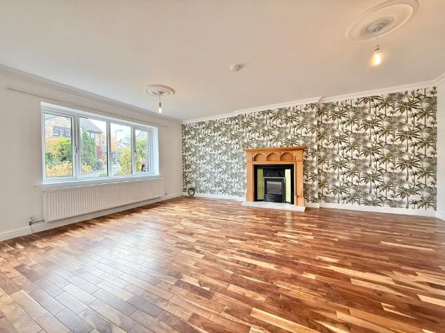 House for rent in Hoylandswaine, South Yorkshire