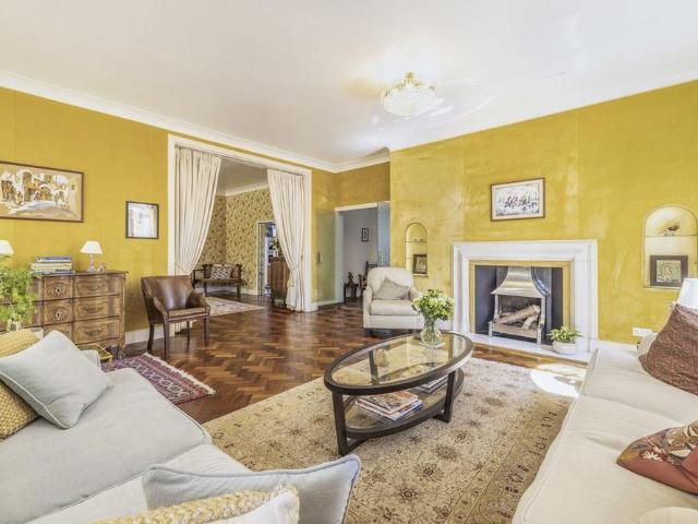 House for rent in Moor Park Estate, Three Rivers
