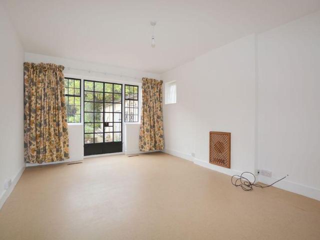 House for rent in London Borough of Harrow, Greater London