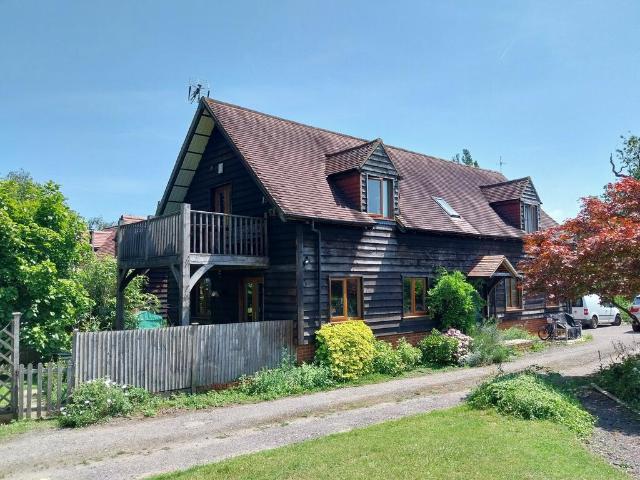 House for rent in Markbeech, The Butts