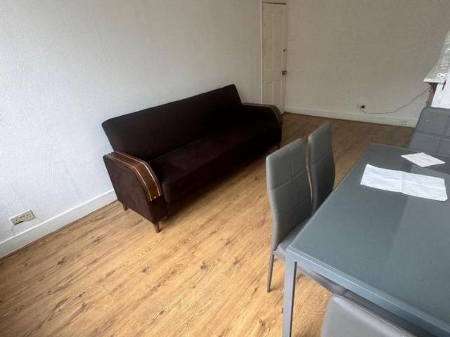 House for rent in Scotch Estate, Greater London