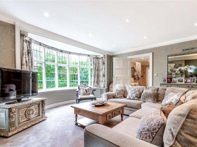 House for rent in Sunningdale