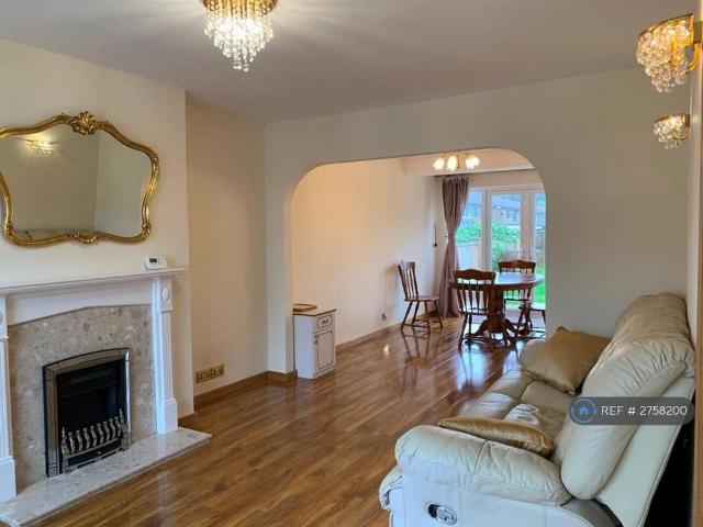 House for rent in Elmfield, Leicestershire