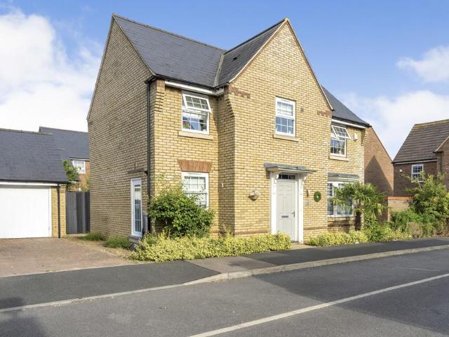 House for rent in Broughton Gate, Milton Keynes