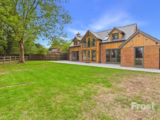House for rent in East Burnham, Farnham Common