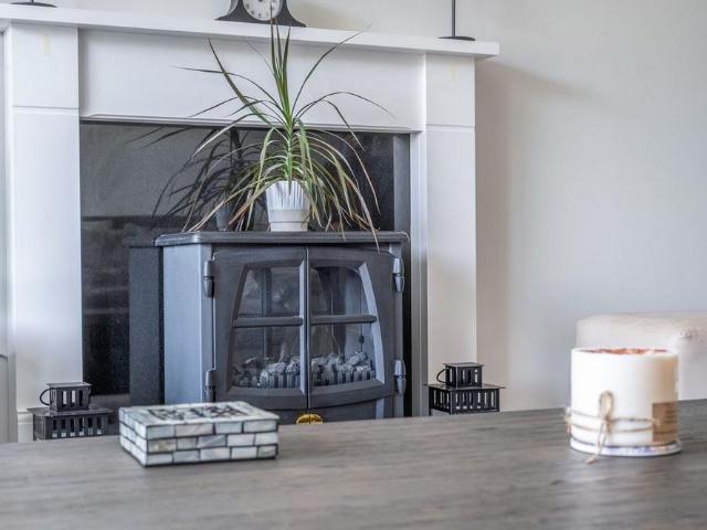 House for rent in Holloway Hill, Fole