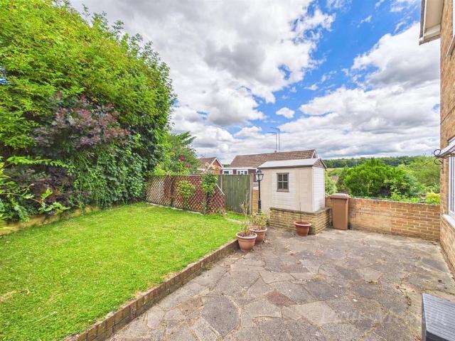 House for rent in London Borough of Croydon, Selsdon
