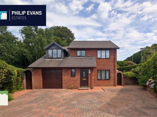 House for rent in Penparcau, Wales