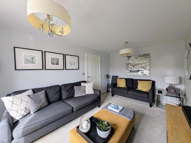 House for rent in Pinders Heath, West Yorkshire