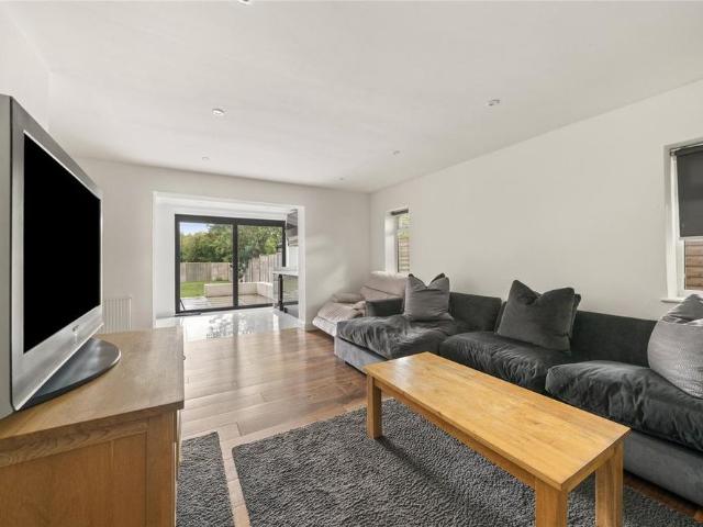 House for rent in Westborough, Surrey