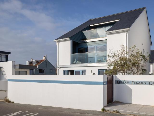 House for rent in Penweathers, Cornwall