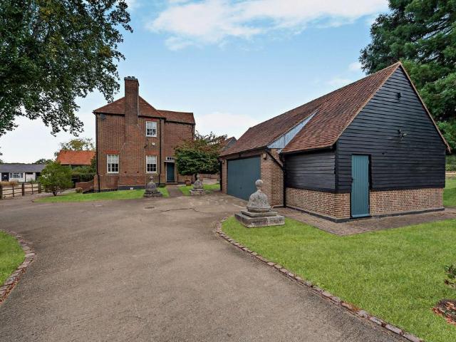 House for rent in Batchworth, Hertfordshire