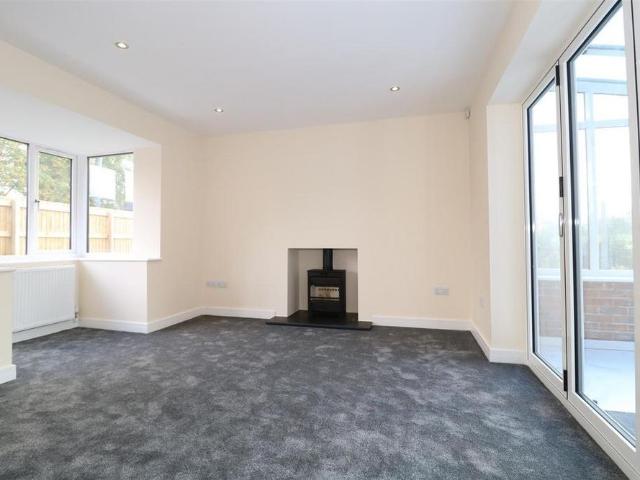 House for rent in Ladyes Hills, Green Close