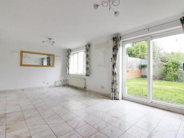 House for rent in Hammond Street, Broxbourne