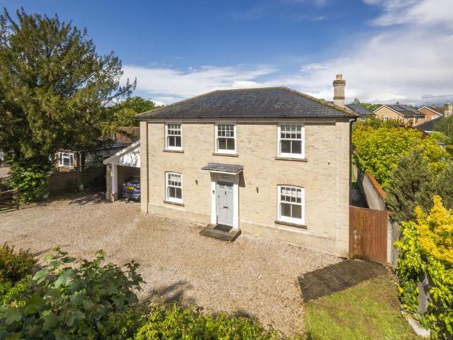 House for rent in Chelmondiston, Suffolk