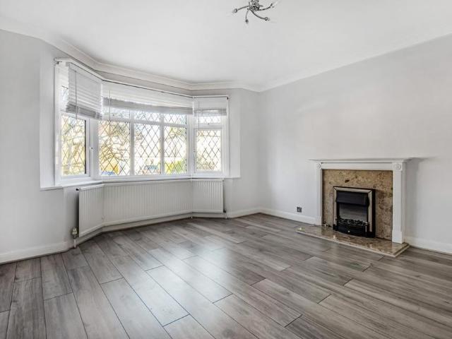 House for rent in London Borough of Croydon, Greater London