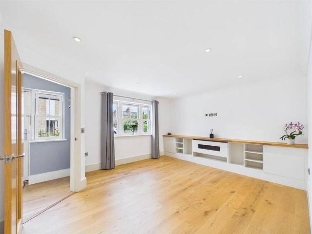 House for rent in Baron St Martin, Barholm