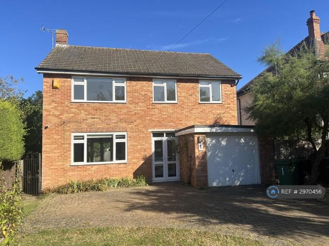 House for rent in Blackhills, Surrey