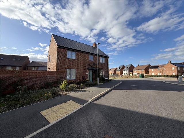 House for rent in Weston Turville
