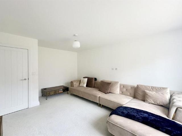 House for rent in Horsham, West Sussex