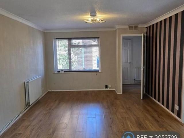 House for rent in Neath Hill, Milton Keynes