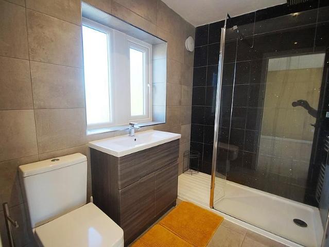 House for rent in Saddleworth, Pendock