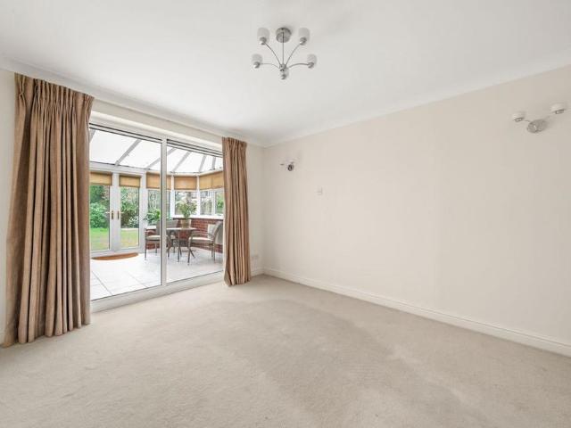 House for rent in Blackhills, Surrey