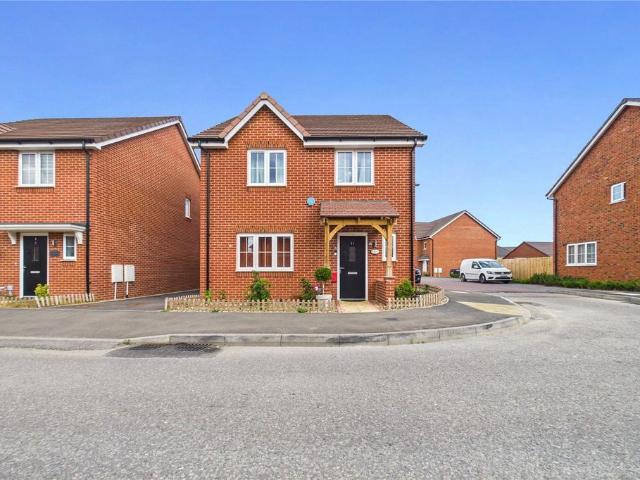 House for rent in Shinfield