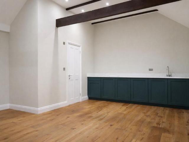 House for rent in Navestock, Navestock Side