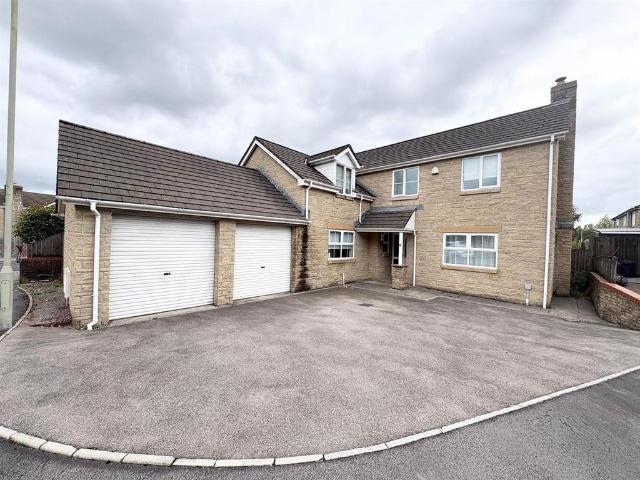 House for rent in Ynysawdre, Tondu