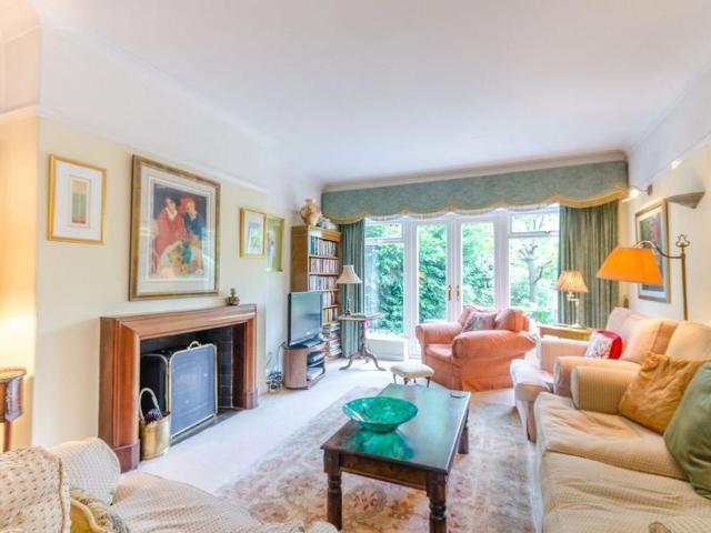 House for rent in New Malden, Greater London